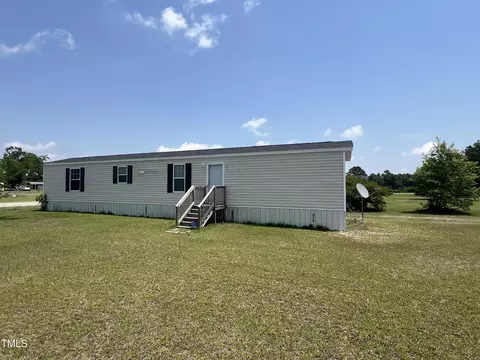4360 W Hornes Church Rd, Bailey, NC 27807