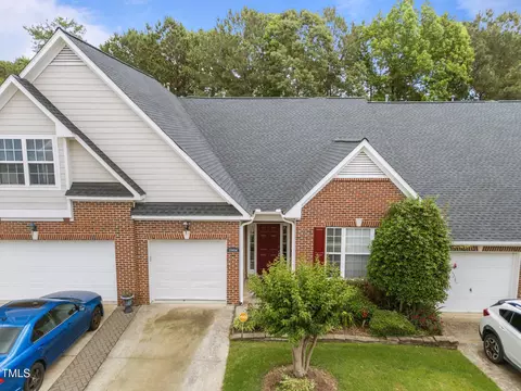10404 Dapping Dr, Raleigh, NC 27614 photo 4