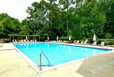 Exterior - 114 Constitution Dr, Durham, NC 27705 photo 6 of 10
