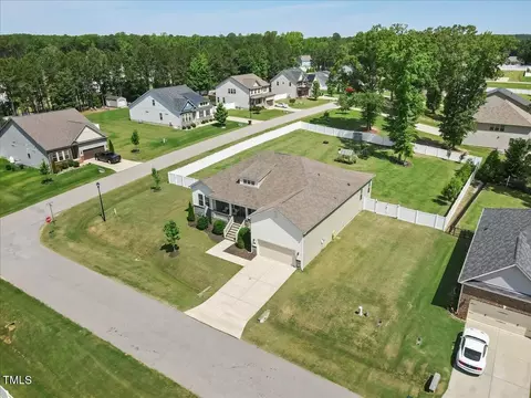 View/Area - 7801 Charters End St, Willow Spring, NC 27592 photo 2 of 6