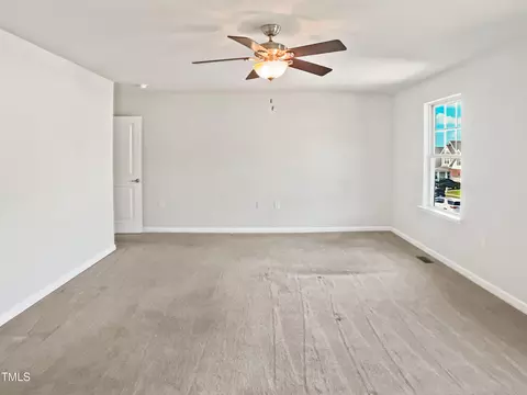 617 Hiddenbrook Dr, Durham, NC 27703 photo 6