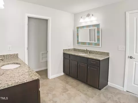 617 Hiddenbrook Dr, Durham, NC 27703 photo 17