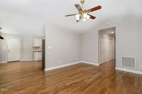 2805 Evans St, Durham, NC 27705 photo 8