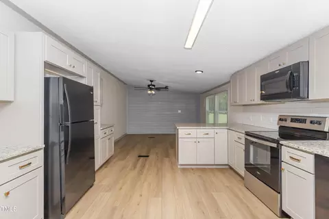 165 Dawn Rd, Benson, NC 27504 photo 18