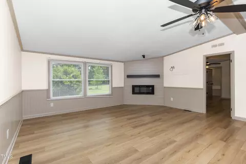 165 Dawn Rd, Benson, NC 27504 photo 4