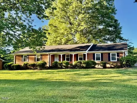 1005 Driftwood Dr, Siler City, NC 27344