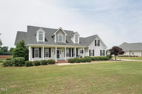 105 Bagley Ln, Dunn, NC 28334