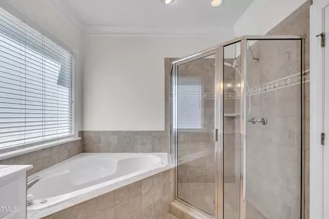 Bath - 5121 Ten Point Trl, Wake Forest, NC 27587 photo 4 of 7