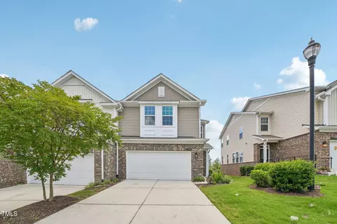 1534 Glenwater Dr, Cary, NC 27519