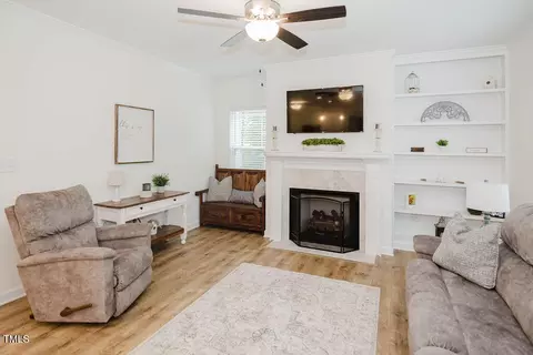 176 Lowery Ln, Benson, NC 27504 photo 8