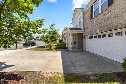 833 Ember Dr, Durham, NC 27703 photo 7