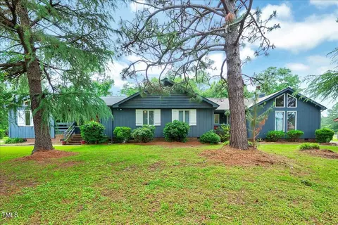 1732 Farmington Rd, Rocky Mount, NC 27801