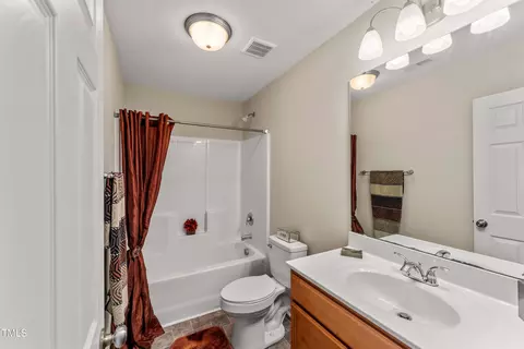 Bath - 218 Mason Rd, Durham, NC 27712 photo 4 of 5