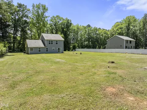Exterior - 218 Mason Rd, Durham, NC 27712 photo 4 of 10