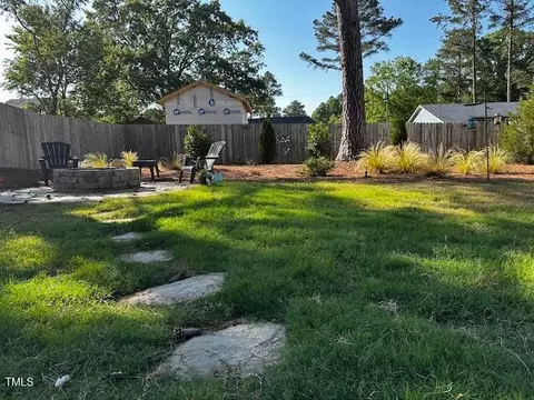 809 Trinity Park Dr, Wake Forest, NC 27587 photo 2