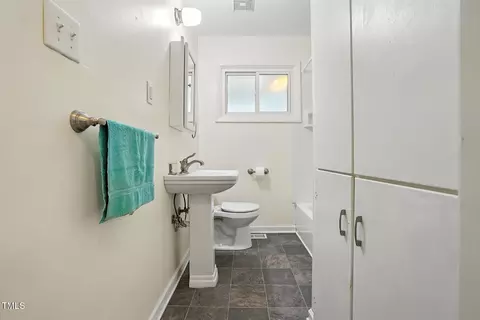 Bath - 912 Dixie Trl, Raleigh, NC 27607 photo 1 of 2