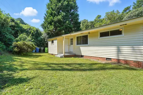 Exterior - 912 Dixie Trl, Raleigh, NC 27607 photo 6 of 7
