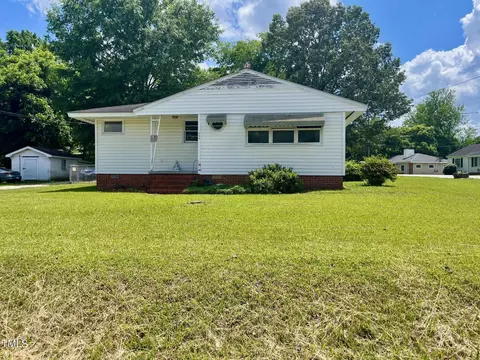 508 E Mcneill St, Lillington, NC 27546