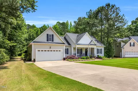 123 Holiday Island Dr, Garner, NC 27529