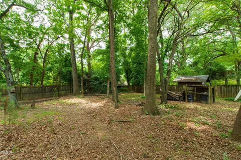 3517 Morningside Dr, Raleigh, NC 27607 photo 9