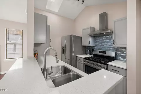 505 Stratton Way, Durham, NC 27704