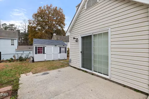 Exterior - 505 Stratton Way, Durham, NC 27704 photo 4 of 4