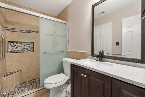 Bath - 505 Stratton Way, Durham, NC 27704 photo 1 of 2