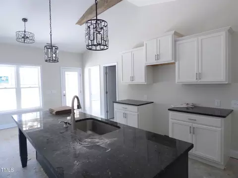 802 Shade Tree Rd, Benson, NC 27504 photo 8