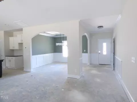 802 Shade Tree Rd, Benson, NC 27504 photo 2