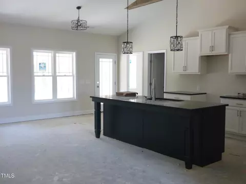 802 Shade Tree Rd, Benson, NC 27504 photo 11