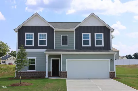 956 Bombardier Ln, Spring Hope, NC 27882