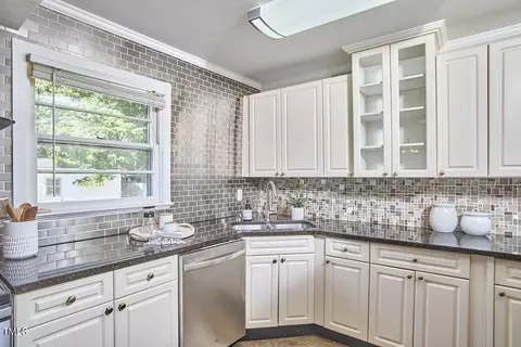Kitchen - 2616 Kirk Rd, Durham, NC 27705 photo 3 of 7