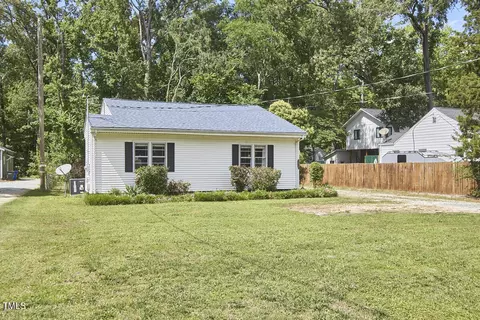 Exterior - 2616 Kirk Rd, Durham, NC 27705 photo 4 of 10