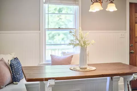 Dining - 2616 Kirk Rd, Durham, NC 27705 photo 4 of 5