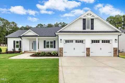 788 Shade Tree Rd, Benson, NC 27504