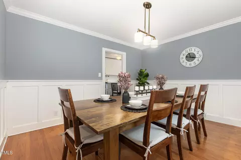 Dining - 821 Onslow St, Durham, NC 27705 photo 1 of 2