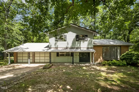 134 Chateau Rd, Durham, NC 27704 photo 3
