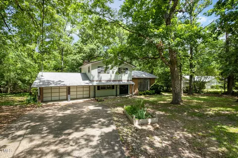 134 Chateau Rd, Durham, NC 27704 photo 5