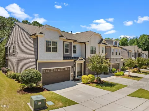 1896 Blue Jay Pt, Apex, NC 27502