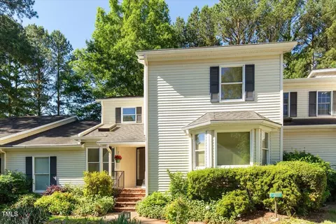 411 Brampton Close, Pittsboro, NC 27312 photo 3