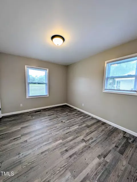 Bedroom - 1602 Fairground Rd, Dunn, NC 28334 photo 2 of 3