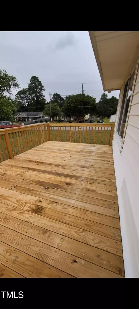 Exterior - 1602 Fairground Rd, Dunn, NC 28334 photo 2 of 2
