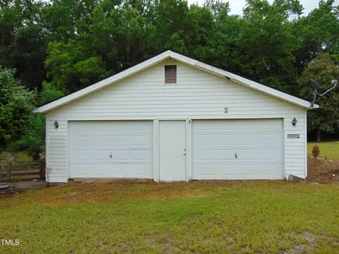 4324 Webbs Chapel Rd, Macclesfield, NC 27852 photo 4