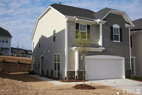 526 Catalina Grande Dr, Cary, NC 27519