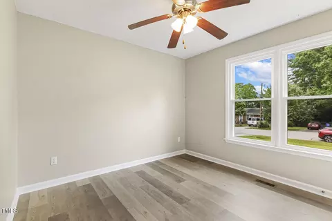 366 E Smithfield St, Angier, NC 27501 photo 17