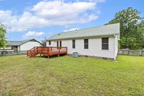 366 E Smithfield St, Angier, NC 27501 photo 19