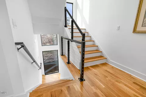 Entry Way - 211 W Corporation St, Durham, NC 27701 photo 3 of 4