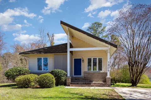 1809 Coltrane Ct, Raleigh, NC 27610
