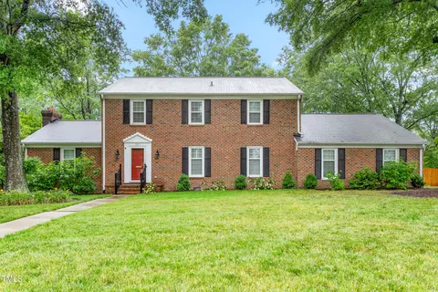 3027 Truitt Dr, Burlington, NC 27215