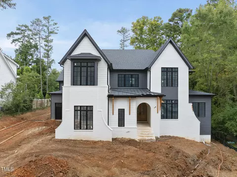 5013 Coronado Dr, Raleigh, NC 27609